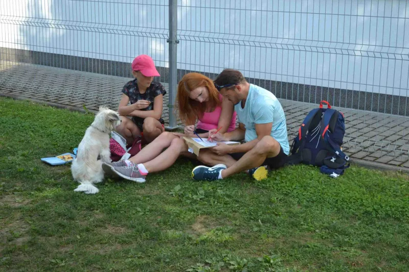 SHOTT - Tajemství skláren (2021) - foto 9